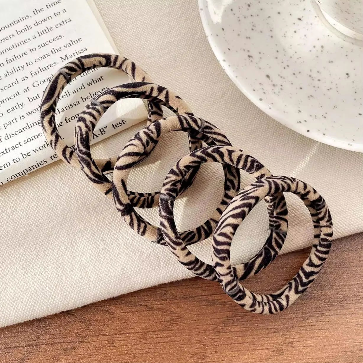 5Pcs Leopard Print High Elastic Hair Ties Scrunchie Ties Women Girls High Elasticity Ponytail Holder Hair Rings Rope Accessories