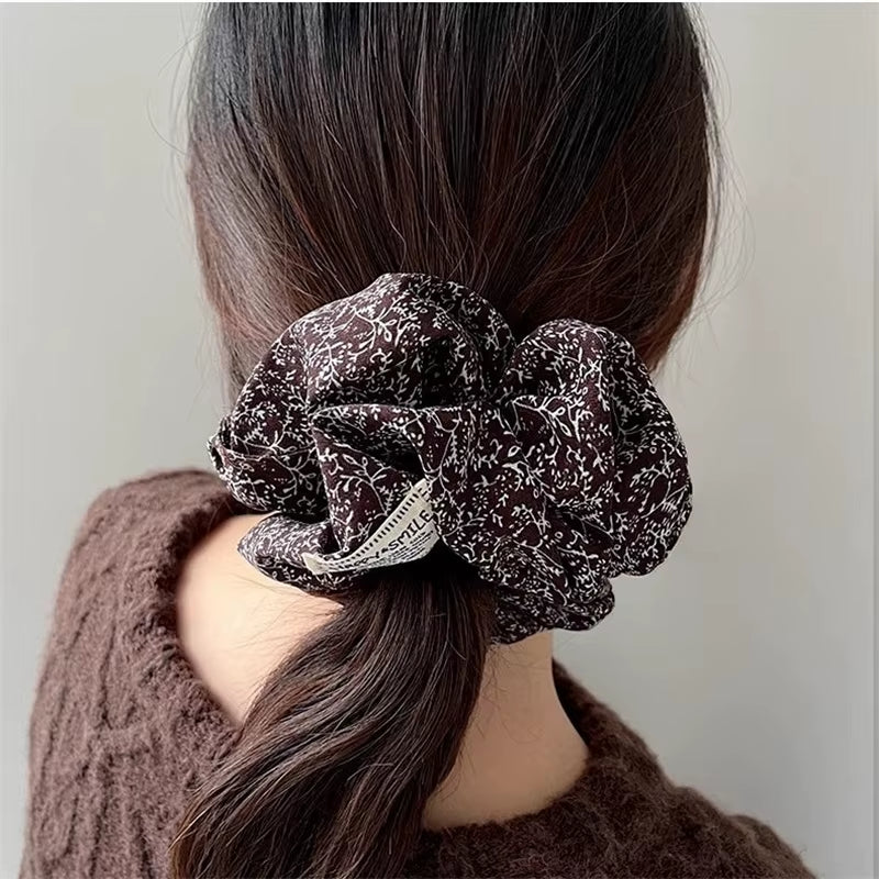 2025 Retro Cute Floral Scrunchy Women Girls Elastic Hair Bands Accessories Tie Hair Ring Rope Headdress Headwear Ponytail Holder