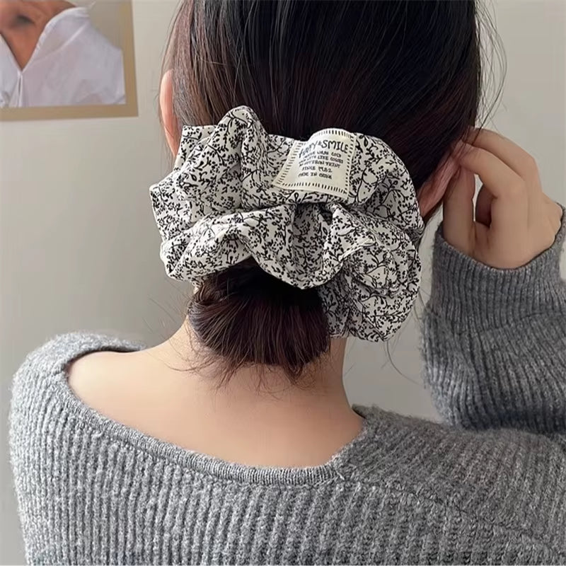 2025 Retro Cute Floral Scrunchy Women Girls Elastic Hair Bands Accessories Tie Hair Ring Rope Headdress Headwear Ponytail Holder