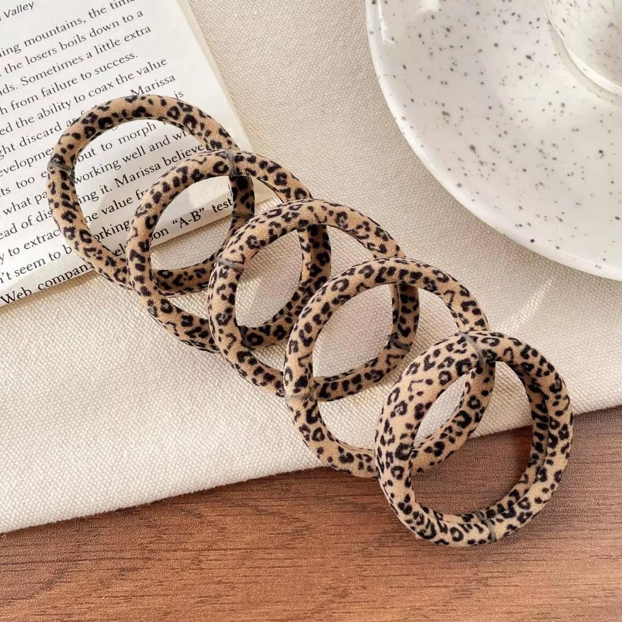5Pcs Leopard Print High Elastic Hair Ties Scrunchie Ties Women Girls High Elasticity Ponytail Holder Hair Rings Rope Accessories